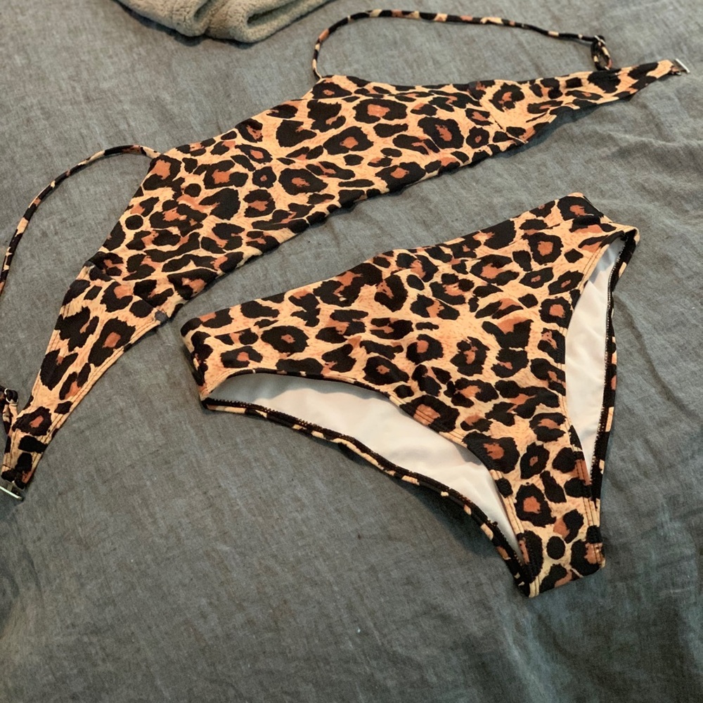 High Waisted cheetah print bikini - NWT